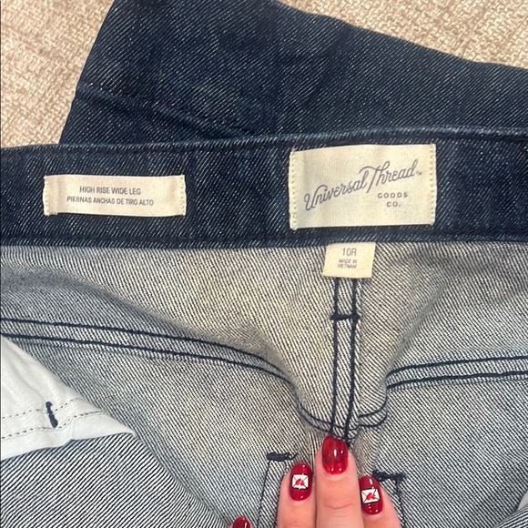 Universal Thread High Rise Wide Leg Jean - Picture 3 of 6